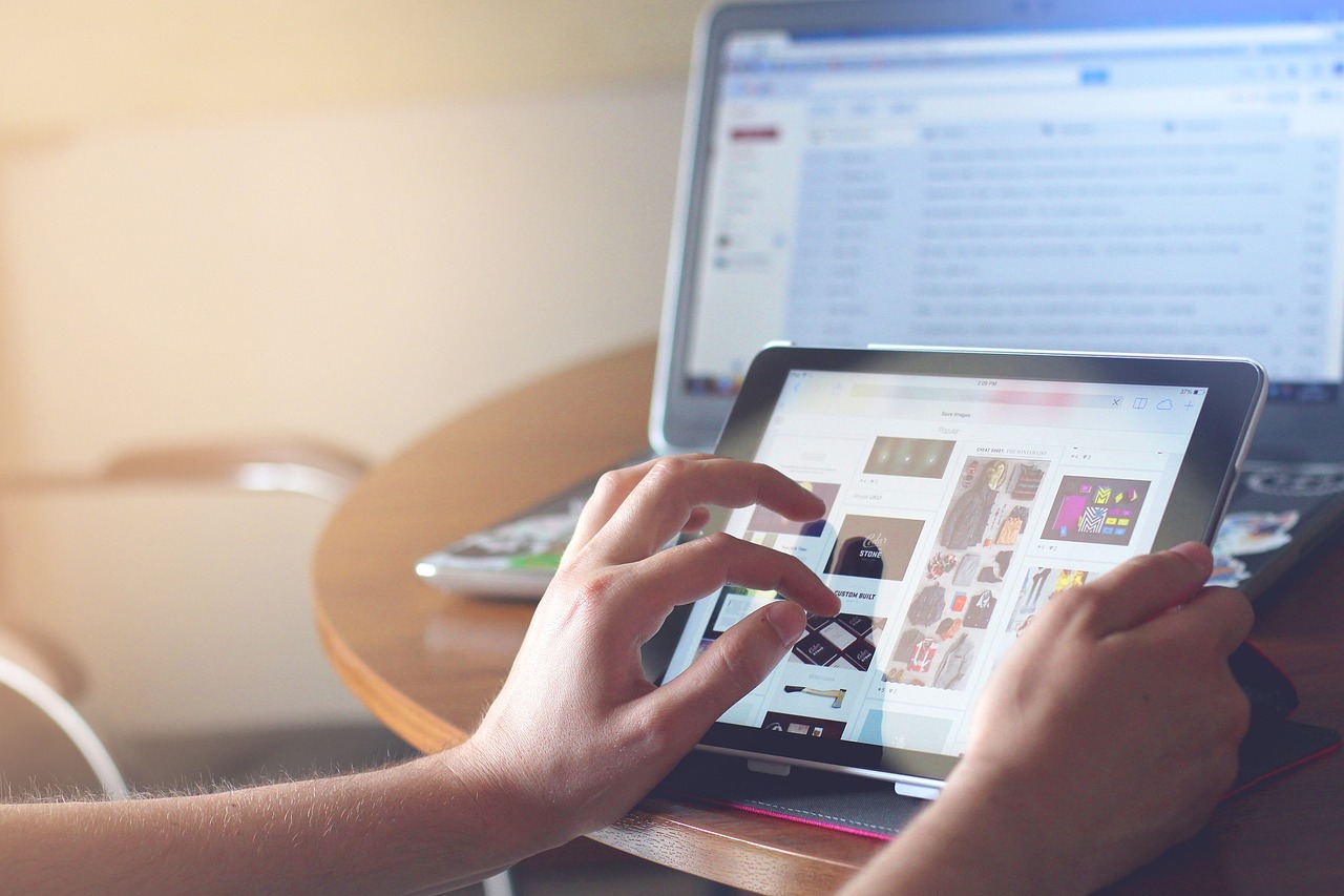 Digital Skills: Benefits of Learning New Software for Your Career